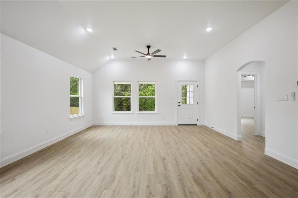 111 N Oak Street - Photo 20