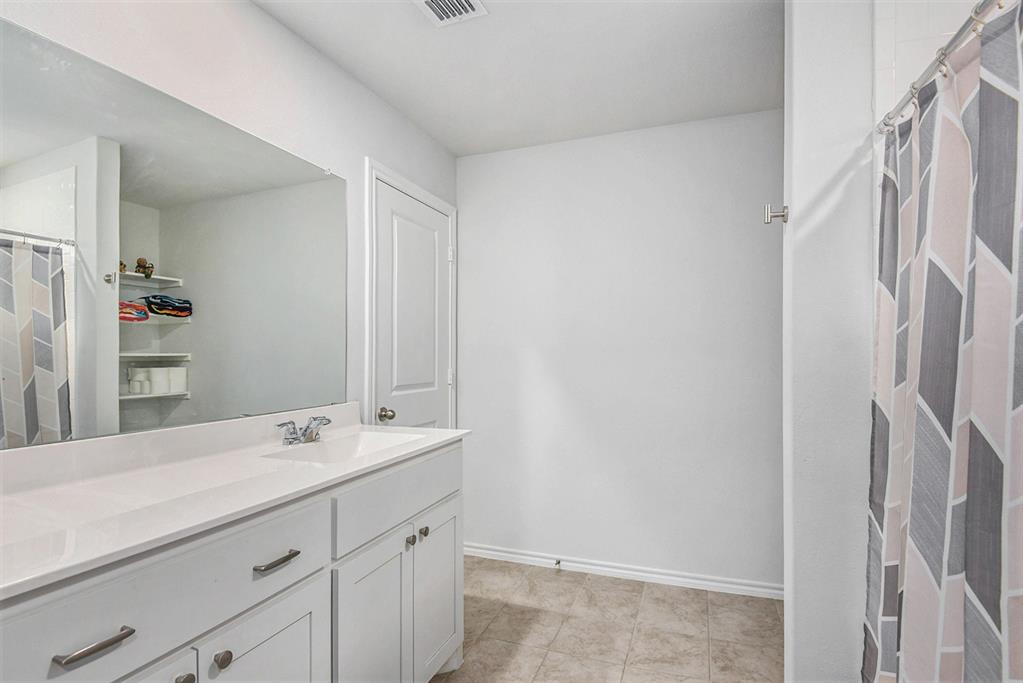 2920 Manu Street - Photo 10