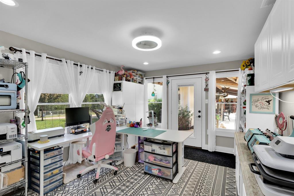 490 James Road - Photo 4