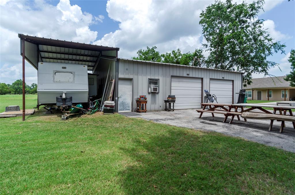 102 N Mesquite Street - Photo 3