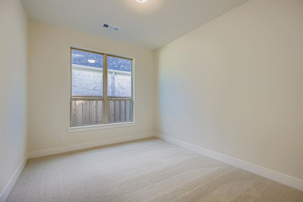 4813 Strada Street - Photo 19