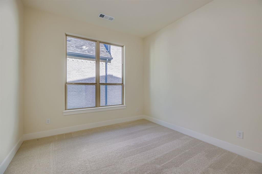 4813 Strada Street - Photo 21