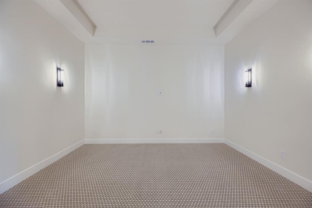 4813 Strada Street - Photo 24