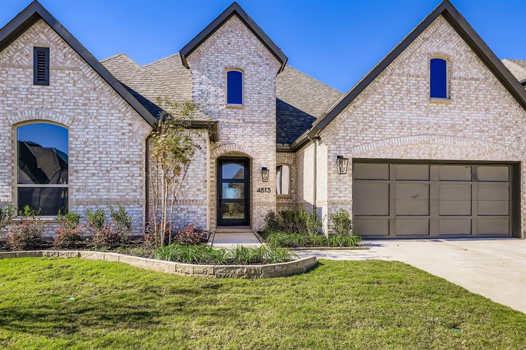 4813 Strada Street - Photo 3