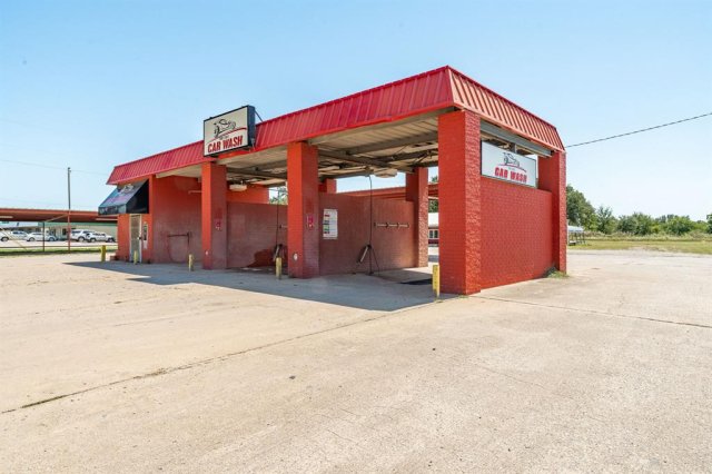 929 E Main Street