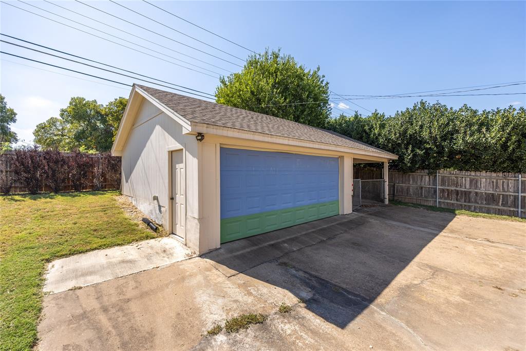 640 Ivy Ann Drive - Photo 36