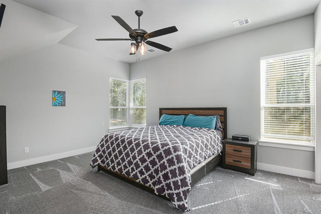 811 County Road 3451 - Photo 16