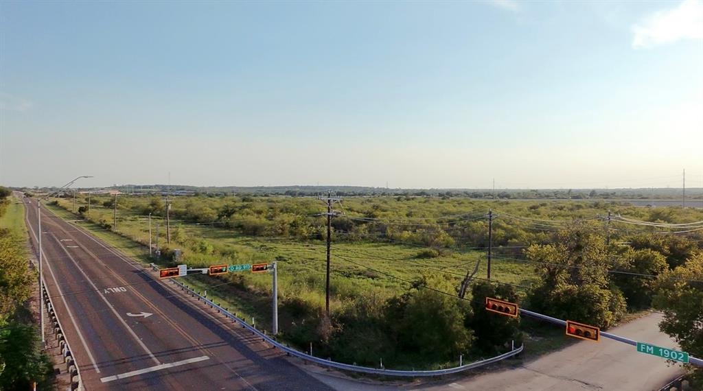 2424 County Road 913 - Photo 8