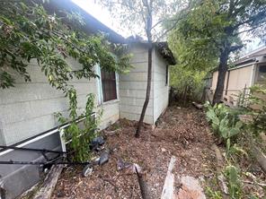 210 & 212 W 2nd Street - Photo 2