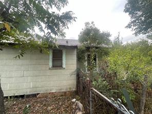 210 & 212 W 2nd Street - Photo 3