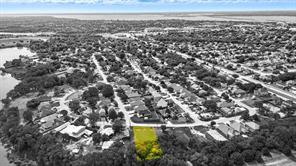 869 Lakeside Drive - Photo 3