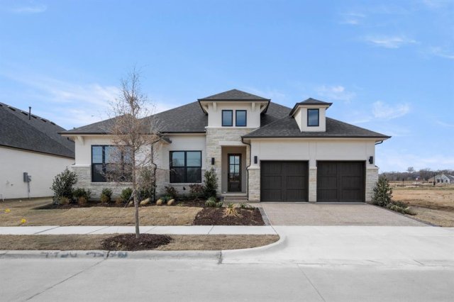 4730 Hawthorn Hills