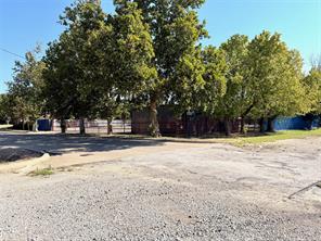 614 N Crockett Street - Photo 12