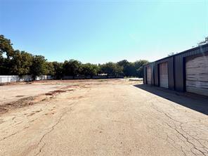 614 N Crockett Street - Photo 2