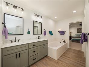 614 W 3rd Street - Photo 18