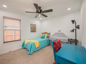 614 W 3rd Street - Photo 20