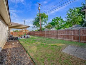 614 W 3rd Street - Photo 27