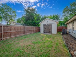 614 W 3rd Street - Photo 28
