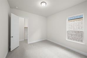 4726 Hawthorn Hills - Photo 33