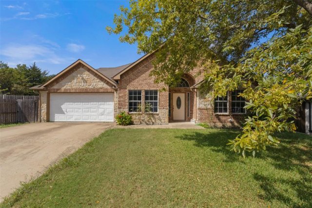 490 Lynne Drive