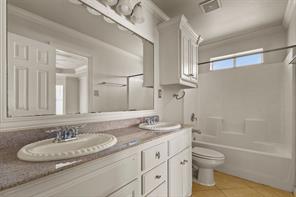 490 Lynne Drive - Photo 16
