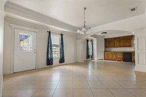 490 Lynne Drive - Photo 8