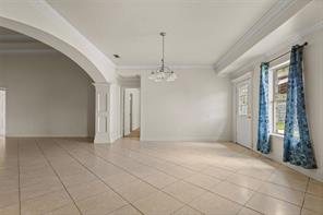490 Lynne Drive - Photo 9