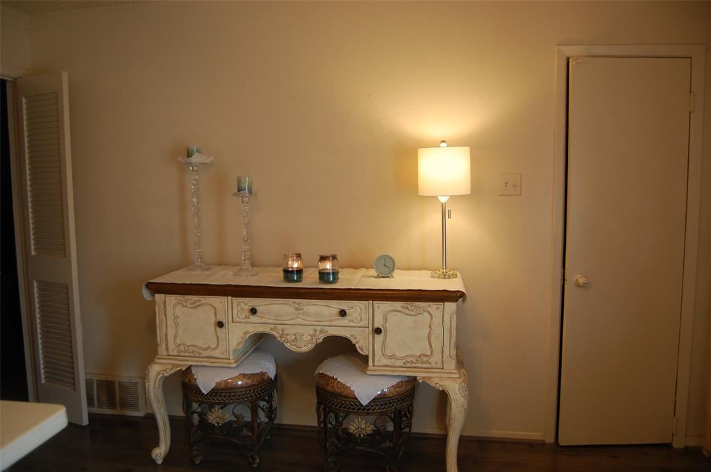 1808 Western Park Drive - Photo 4
