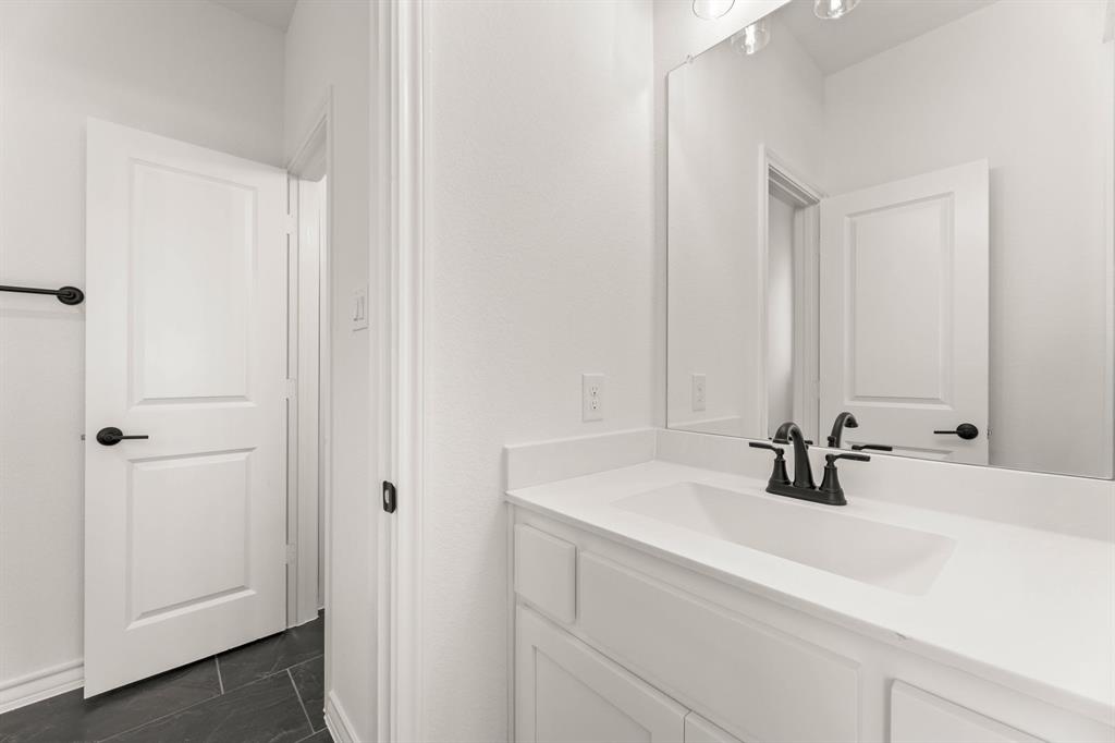 1041 Moss Grove Trail - Photo 36