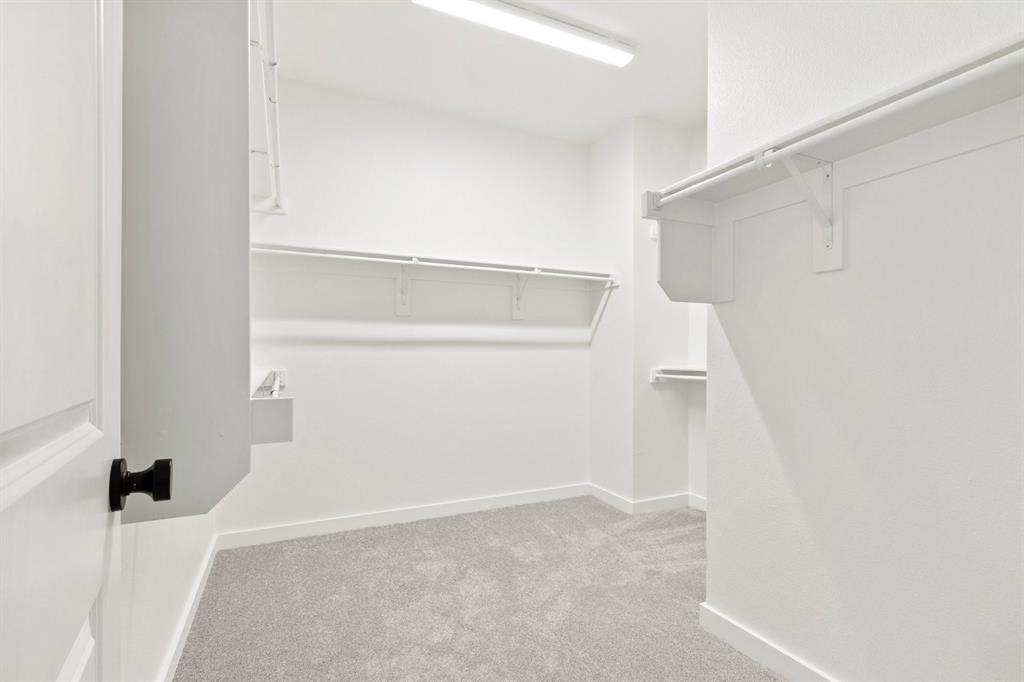 2020 NE Aldrich Mews - Photo 27