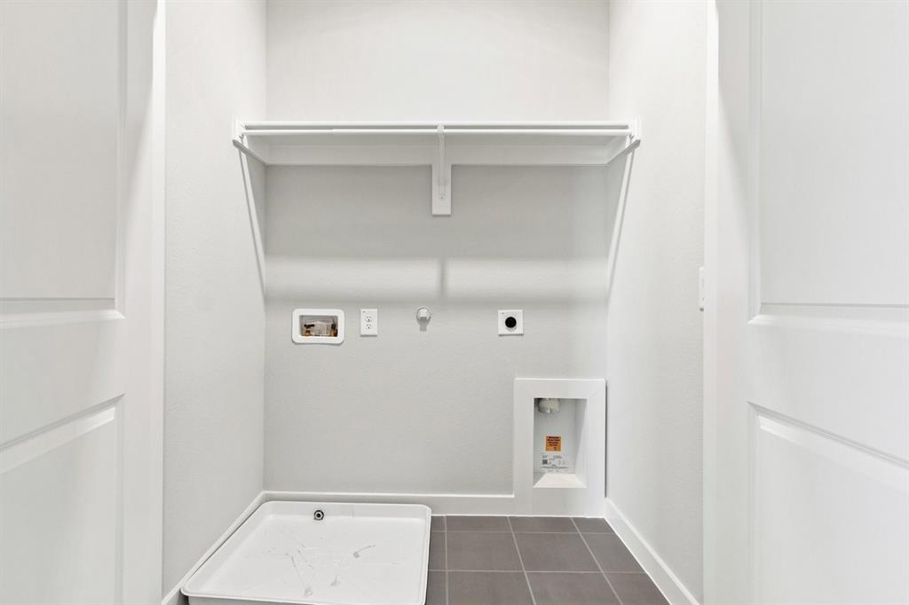 2020 NE Aldrich Mews - Photo 37