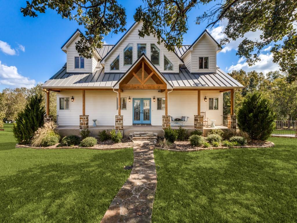 5848 Lago Vista Drive - Photo 2