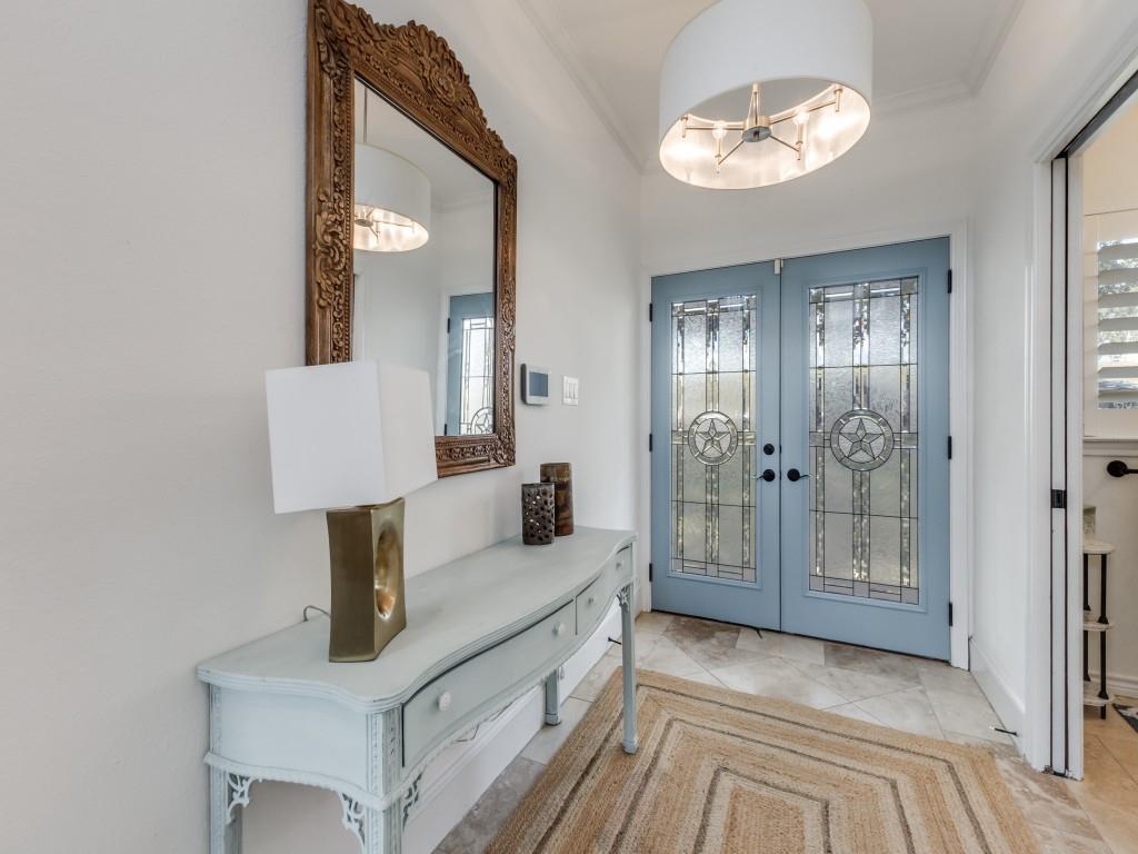5848 Lago Vista Drive - Photo 4