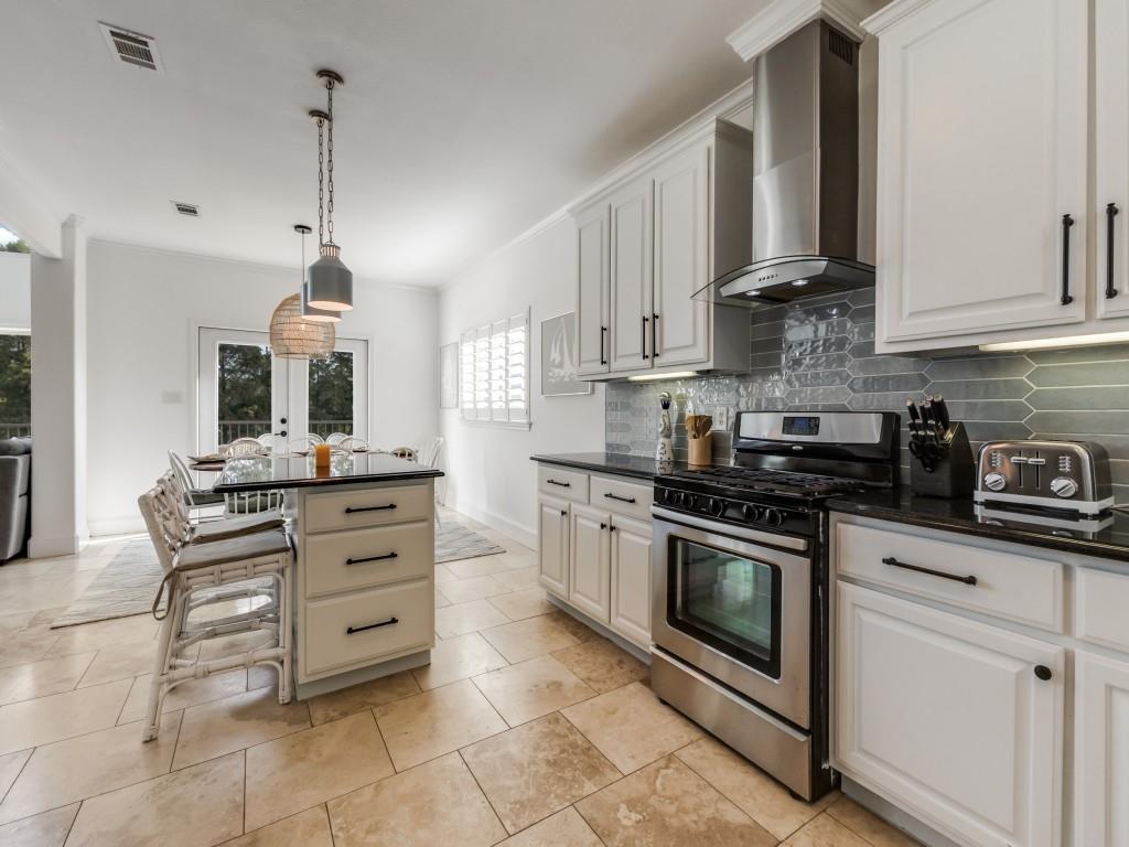 5848 Lago Vista Drive - Photo 9