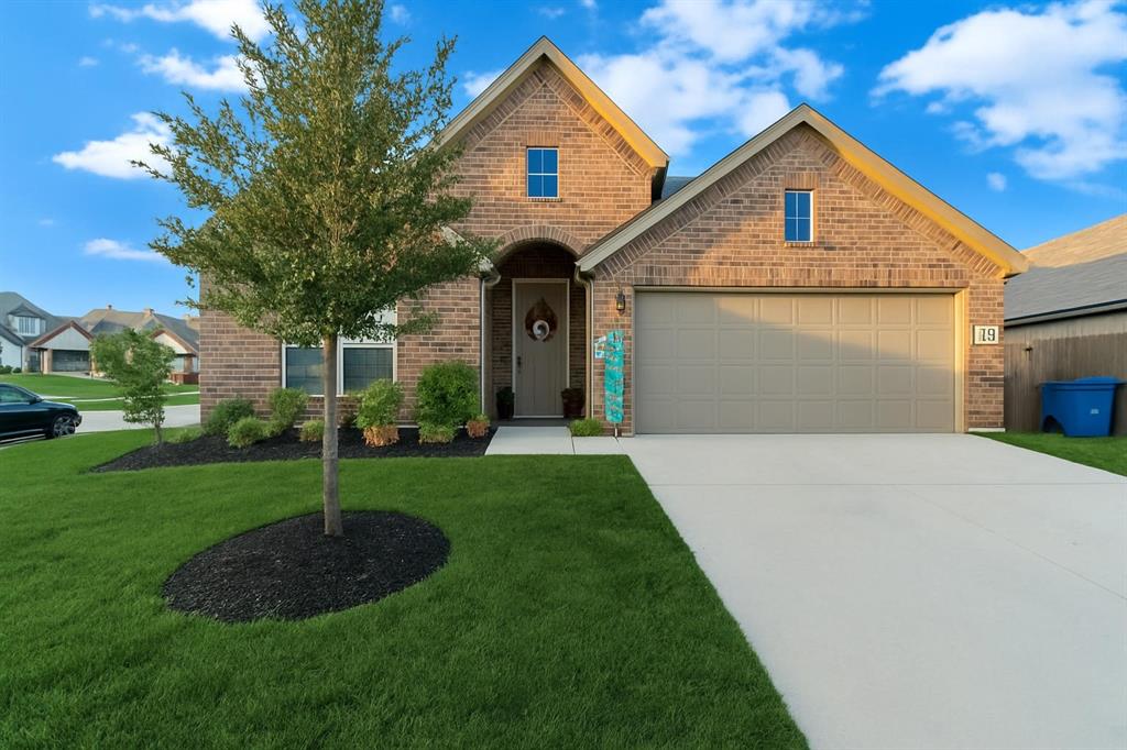 120 Cheryl Drive - Photo 2