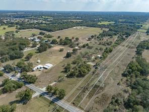2904 E Bankhead - Photo 2