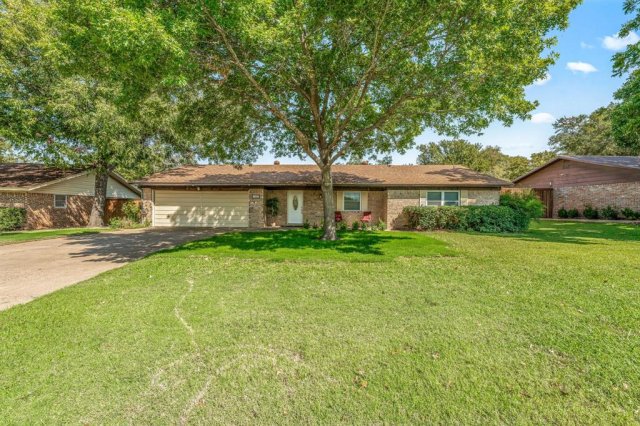 1003 Royal Lane