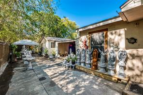 709 N Ewing Avenue - Photo 15