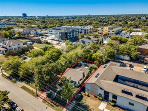 709 N Ewing Avenue - Photo 3