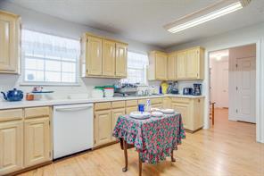 215 W Bethesda Road - Photo 8