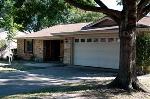 2509 Burnett Drive - Photo 2
