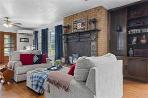 8520 Brewer Lane - Photo 6
