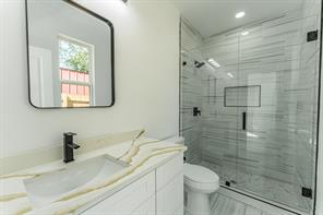 206 Ross Street W - Photo 15