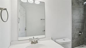 8036 Woodhue Circle - Photo 15