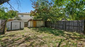 8036 Woodhue Circle - Photo 32