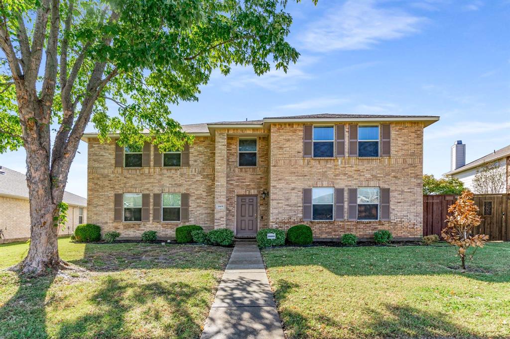 2905 Meadow Bluff Drive - Photo 1