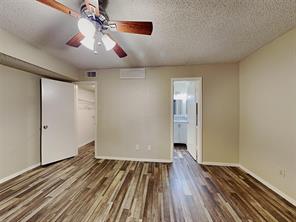 9811 Walnut Street - Photo 11