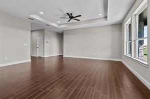 16517 Crossing Circle - Photo 8