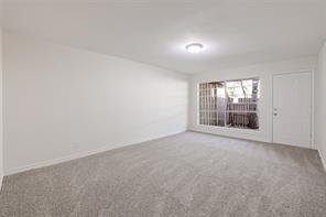 5055 Ridglea Lane - Photo 3