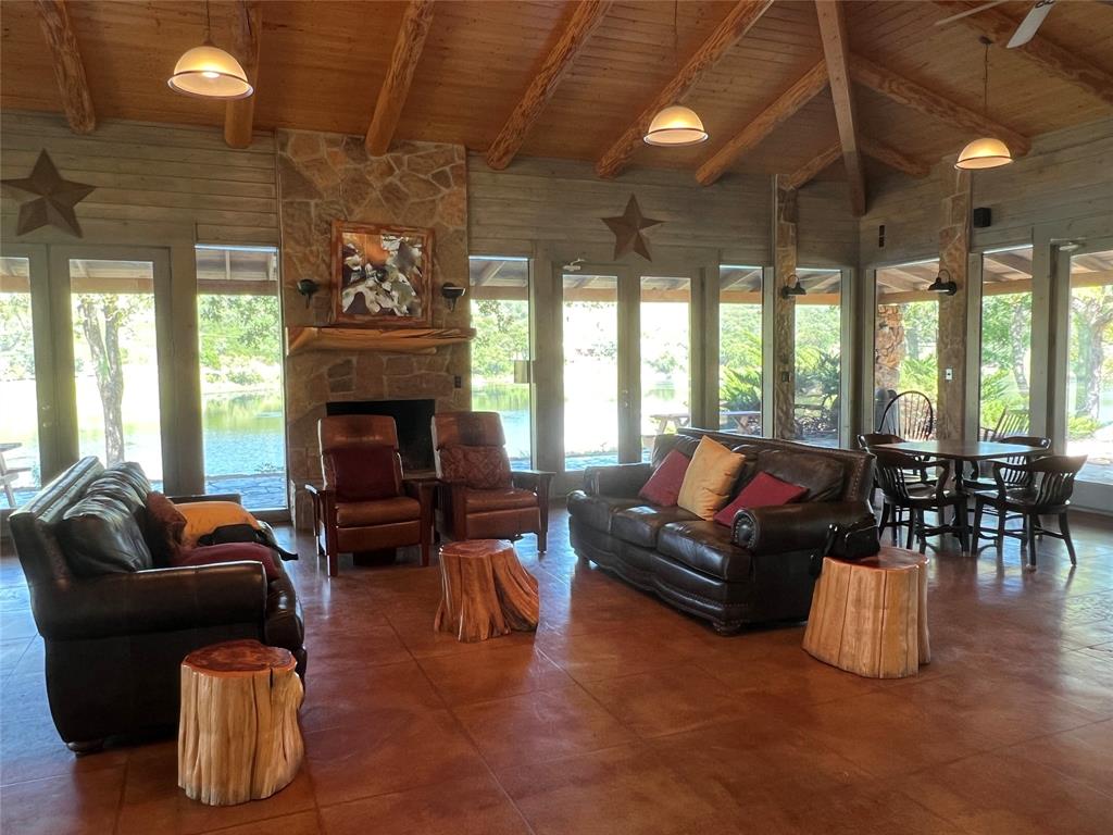 2266 Stagecoach Trail - Photo 9